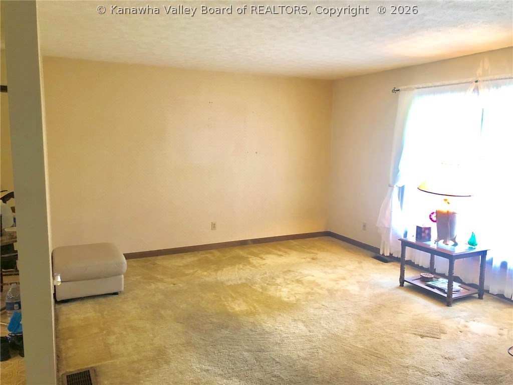 4639 Lower Falls Road St. Albans, WV 25177 - Photo 12 of 21 Gallery Image 12