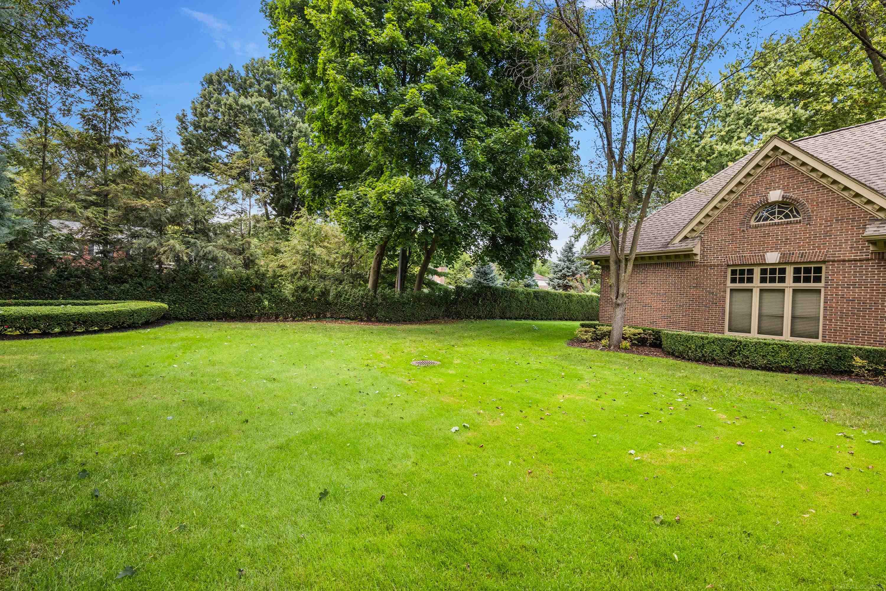 555 Lake Shore Road Grosse Pointe, MI 48236 - Photo 85 of 94 50164218-65756DFB-D74A-47F3-9747-30AEA37CBAB4.JPG