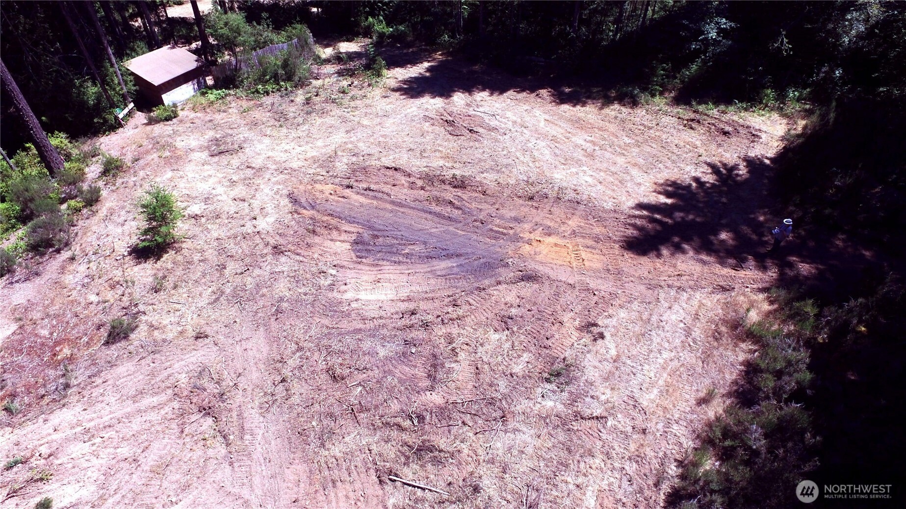 650 North Lake Cushman Road Hoodsport, WA 98548 - Photo 14 of 15 a view of a yard covered in snow