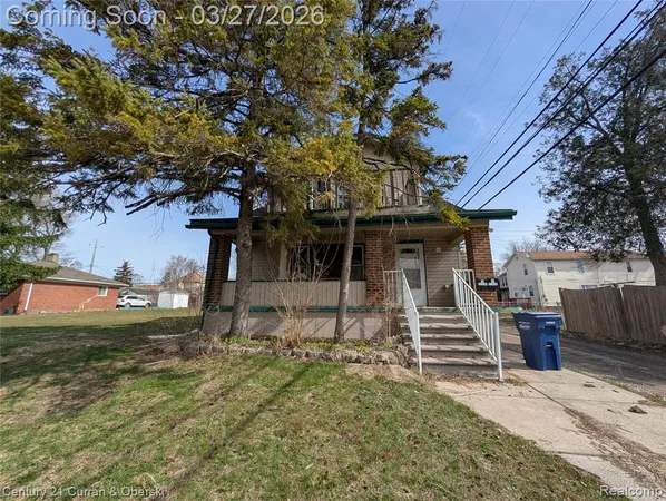 $1,300 | 1374 Hanford Avenue, Unit 1, Lincoln Park, MI 48146