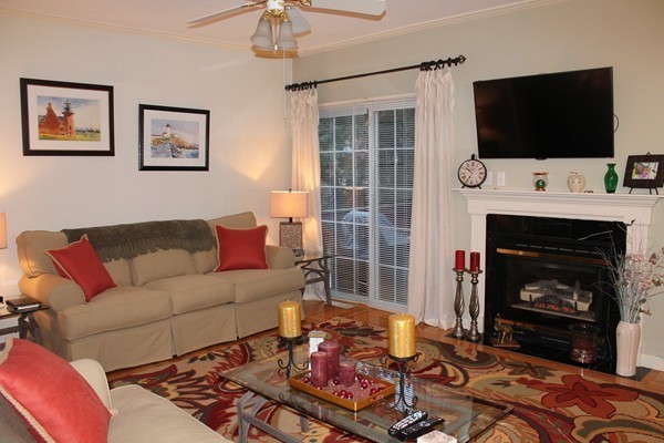 36 Cambridge Road, Unit 30 Woburn, MA 01801 - Photo 2 of 19 Gallery Image 2
