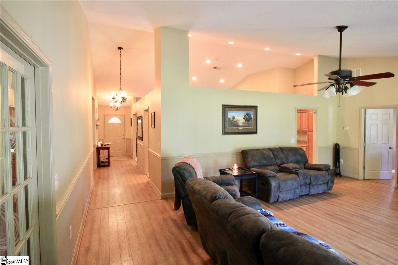 188 Dill Road Campobello, SC 29322 - Photo 15 of 36