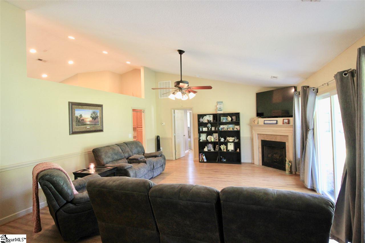 188 Dill Road Campobello, SC 29322 - Photo 16 of 36
