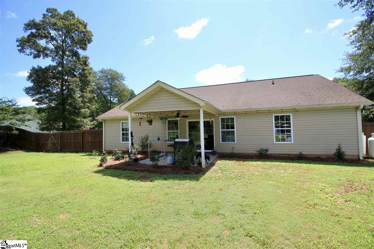 188 Dill Road Campobello, SC 29322 - Photo 29 of 36