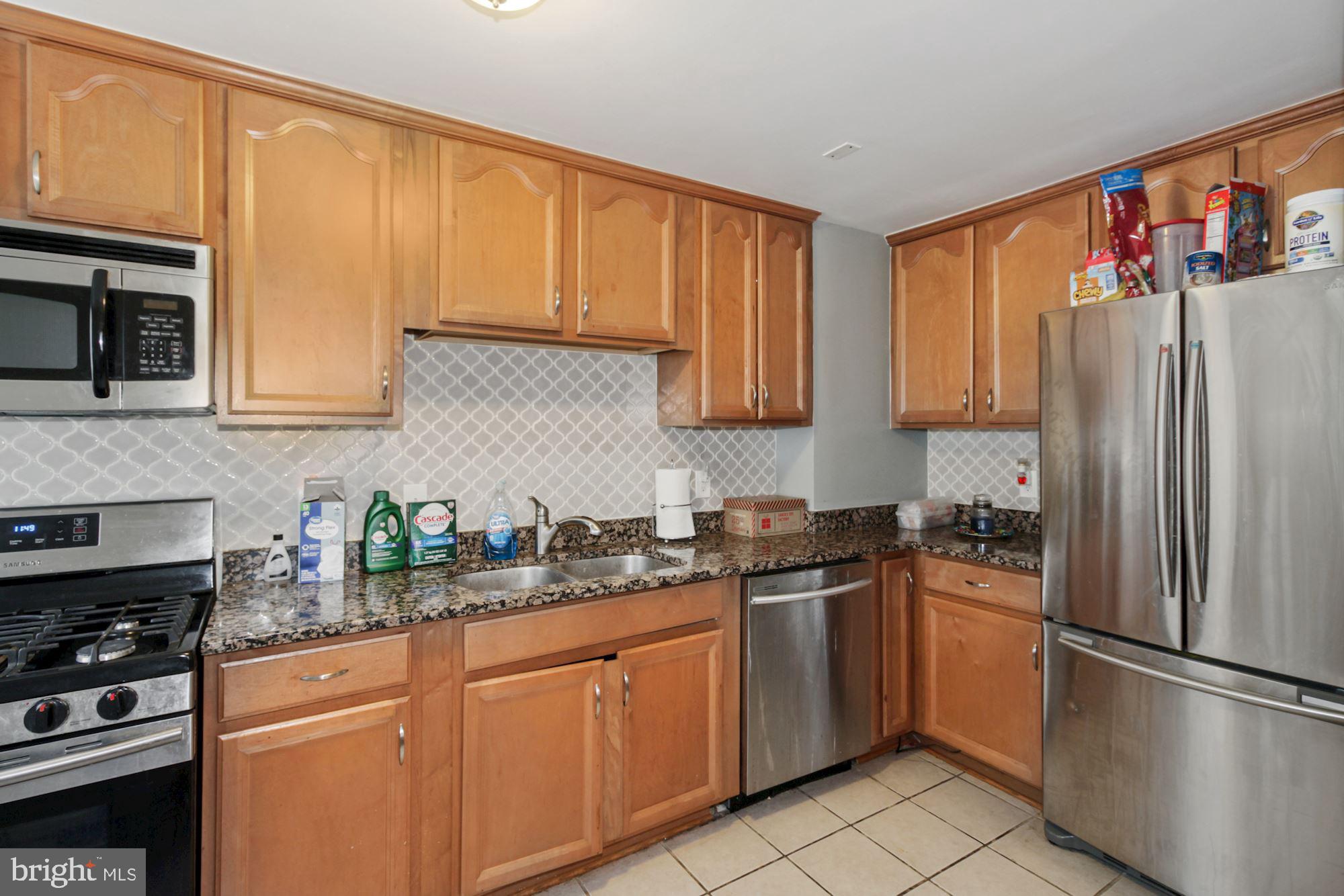 4901 West Hills Road Baltimore, MD 21229 - Photo 13 of 31
