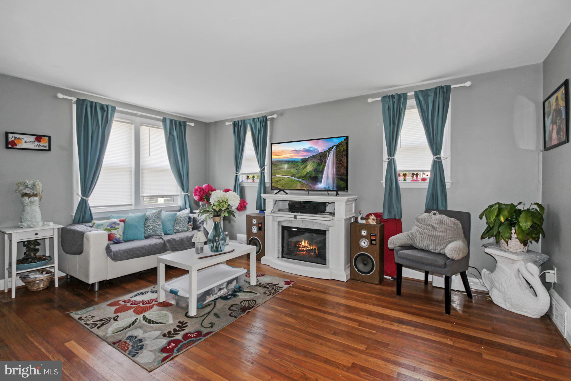 4901 West Hills Road Baltimore, MD 21229 - Photo 8 of 31