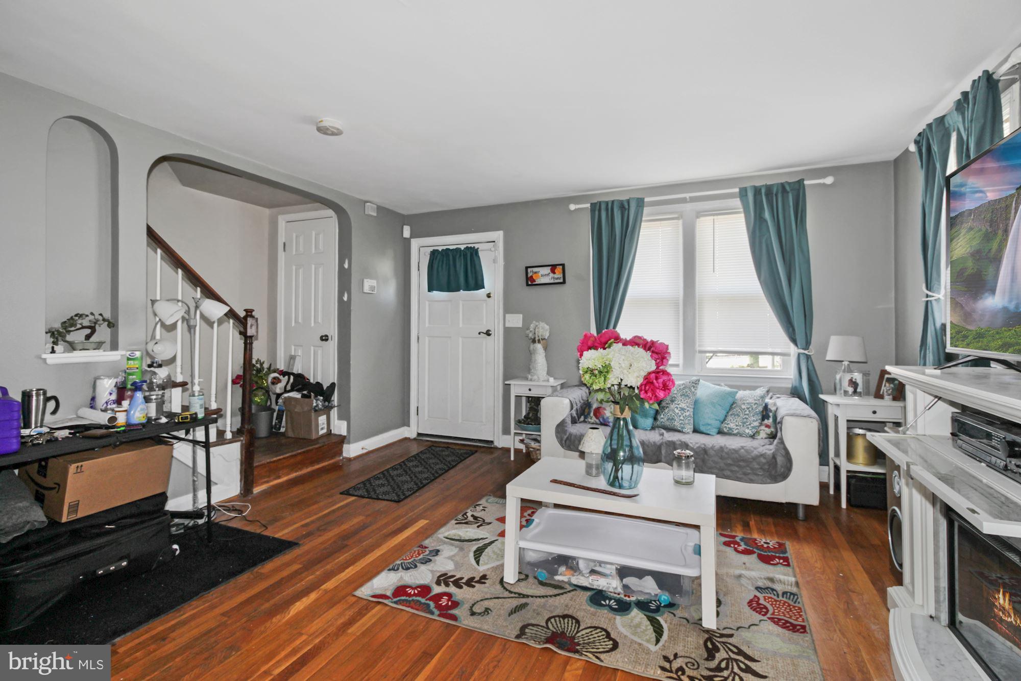 4901 West Hills Road Baltimore, MD 21229 - Photo 9 of 31