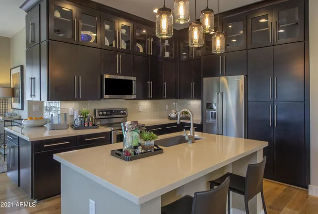 $3,745 | 6565 East Thomas Road, Unit 1042, Scottsdale, AZ 85251