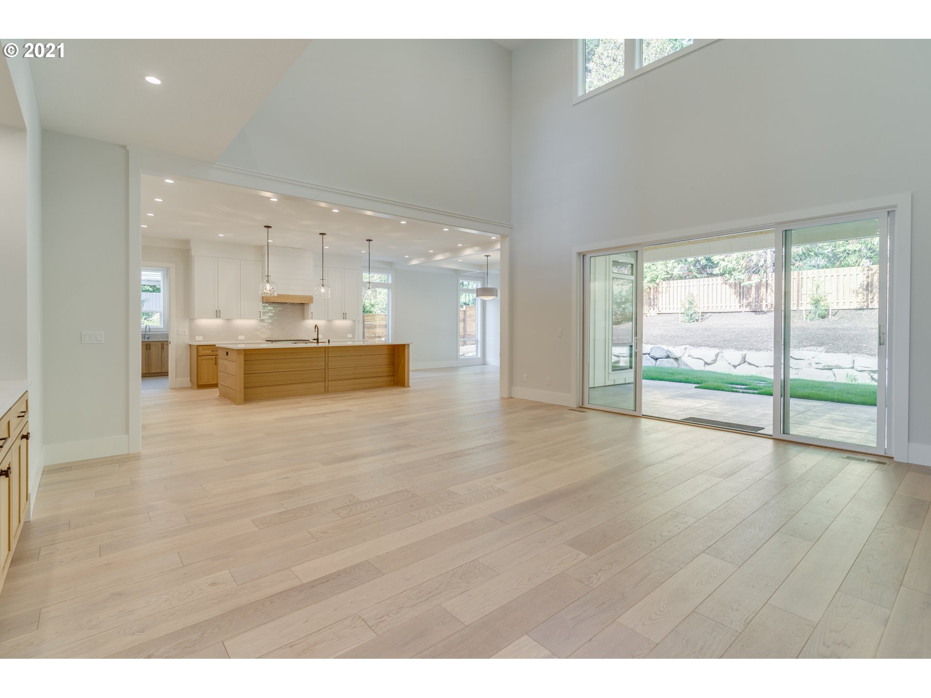 12169 Northwest Old Quarry Road Portland, OR 97229 - Photo 11 of 31 Gallery Image 11