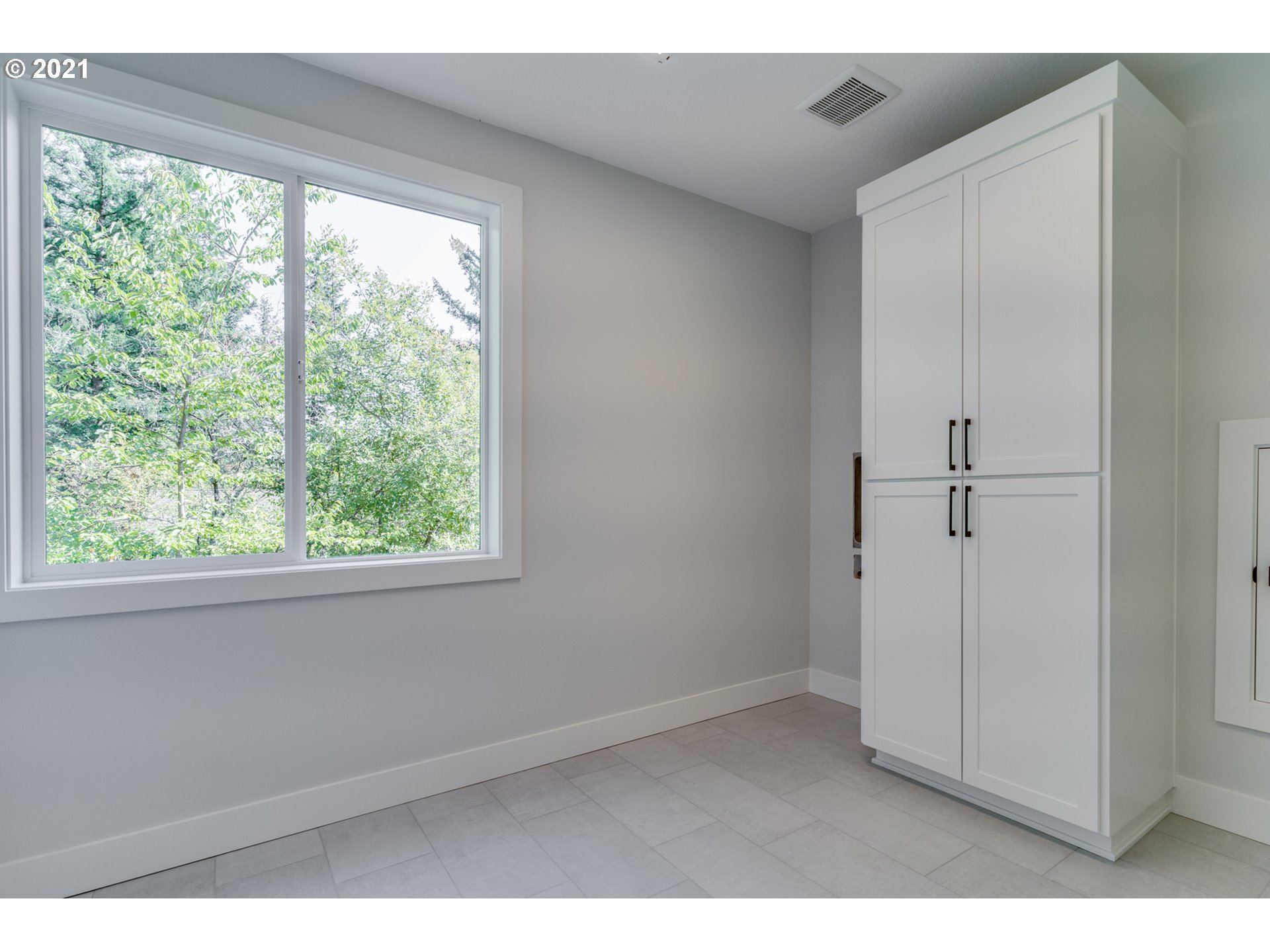 12169 Northwest Old Quarry Road Portland, OR 97229 - Photo 26 of 31 Gallery Image 26