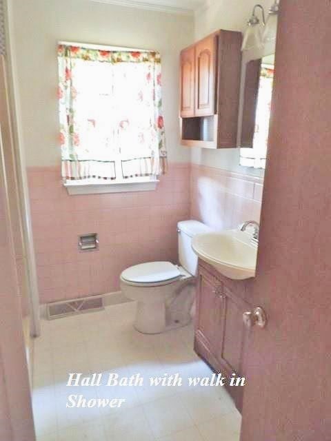110 Sims Street Westminster, SC 29693 - Photo 14 of 19 Gallery Image 14