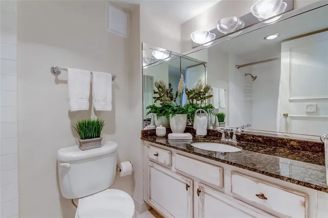 $5,995 | 880 Mandalay Avenue, Unit S601, Clearwater Beach, FL 33767