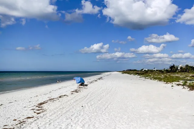 $5,995 | 880 Mandalay Avenue, Unit S601, Clearwater Beach, FL 33767