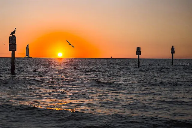 $5,995 | 880 Mandalay Avenue, Unit S601, Clearwater Beach, FL 33767