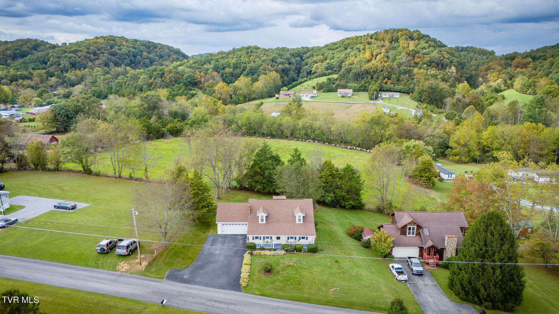 464 Mountain View Road Bluff City, TN 37618 - Photo 37 of 41 102 (11)