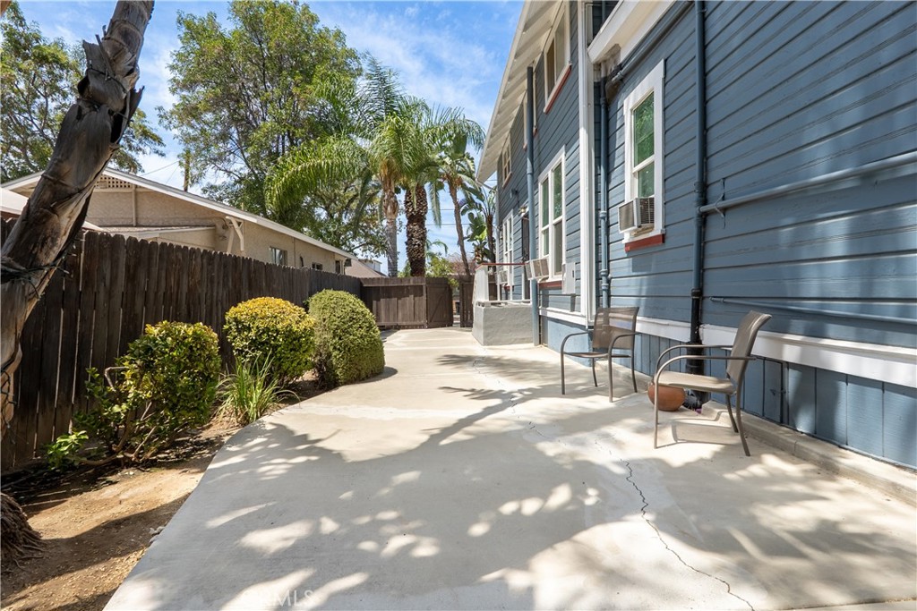 3452 Mulberry Street Riverside, CA 92501 - Photo 41 of 45 Common Space