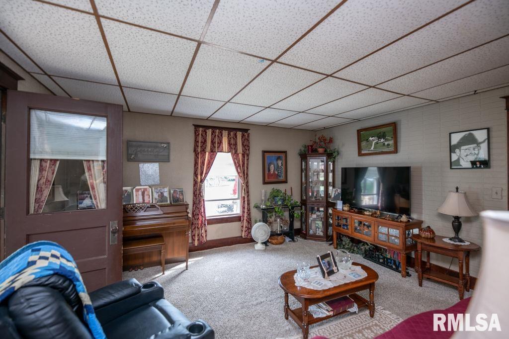 19639 Bennett Road Pekin, IL 61554 - Photo 16 of 55 Gallery Image 16