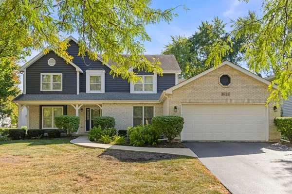 $750,000 | 1028 Whitewater Lane, Naperville, IL 60540