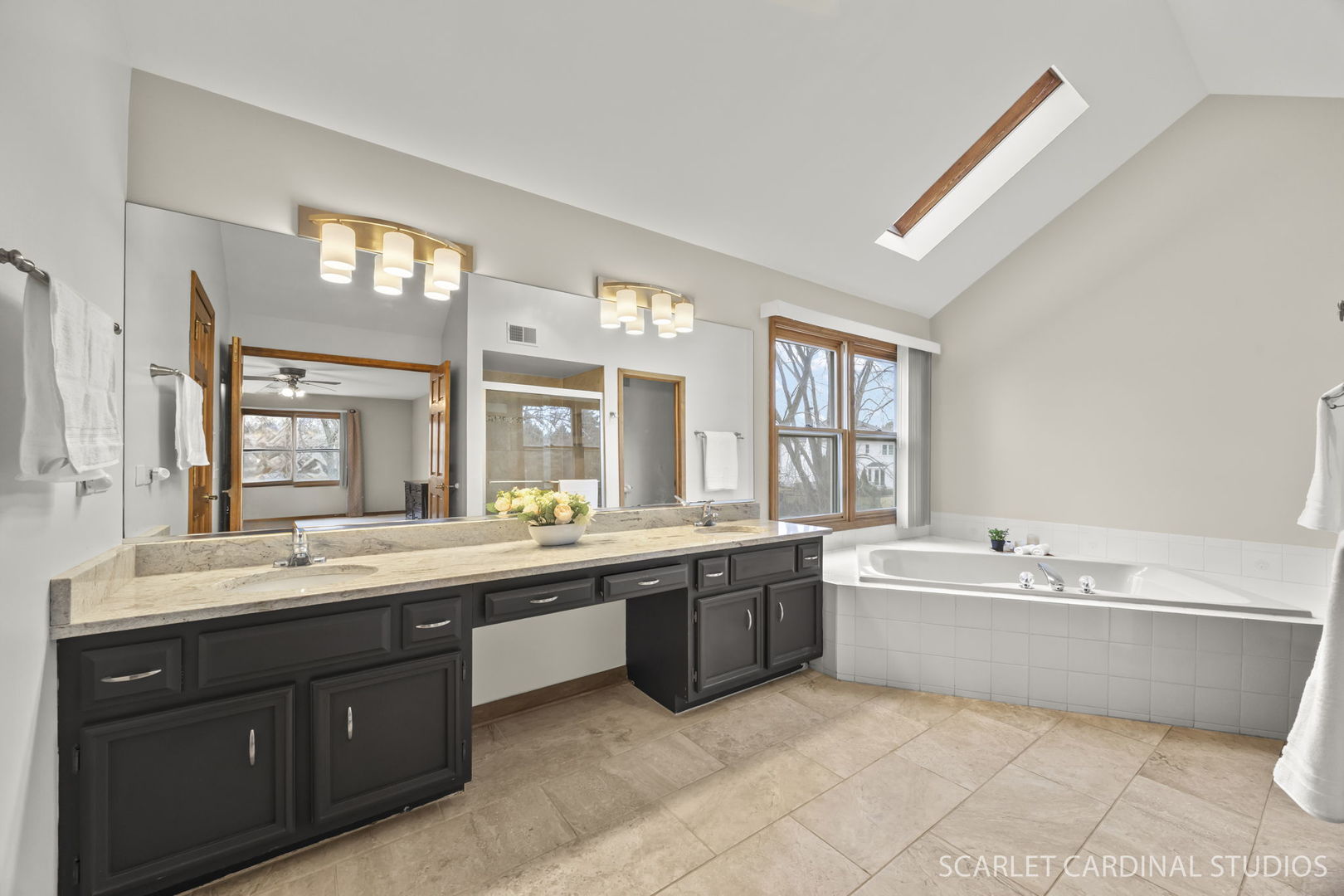 1028 Whitewater Lane Naperville, IL 60540 - Photo 20 of 30