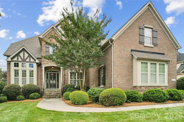 $865,000 | 10611 Euclid Avenue Northwest, Concord, NC 28027