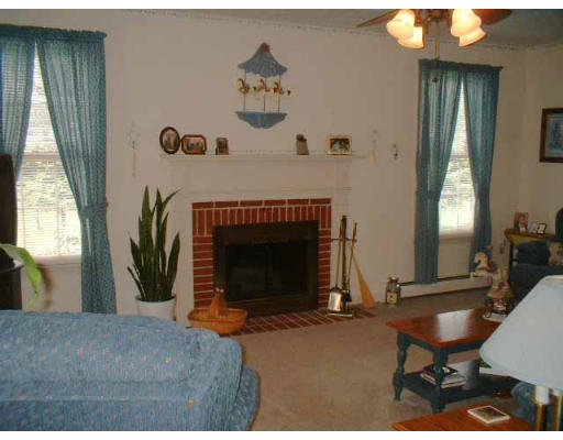 45 Rinnock Road Fitchburg, MA 01420 - Photo 5 of 9 Gallery Image 5