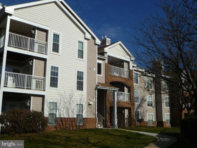 21029 Timber Ridge Terrace, Unit 103 Ashburn, VA 20147 - Photo 1 of 8 Exterior Main