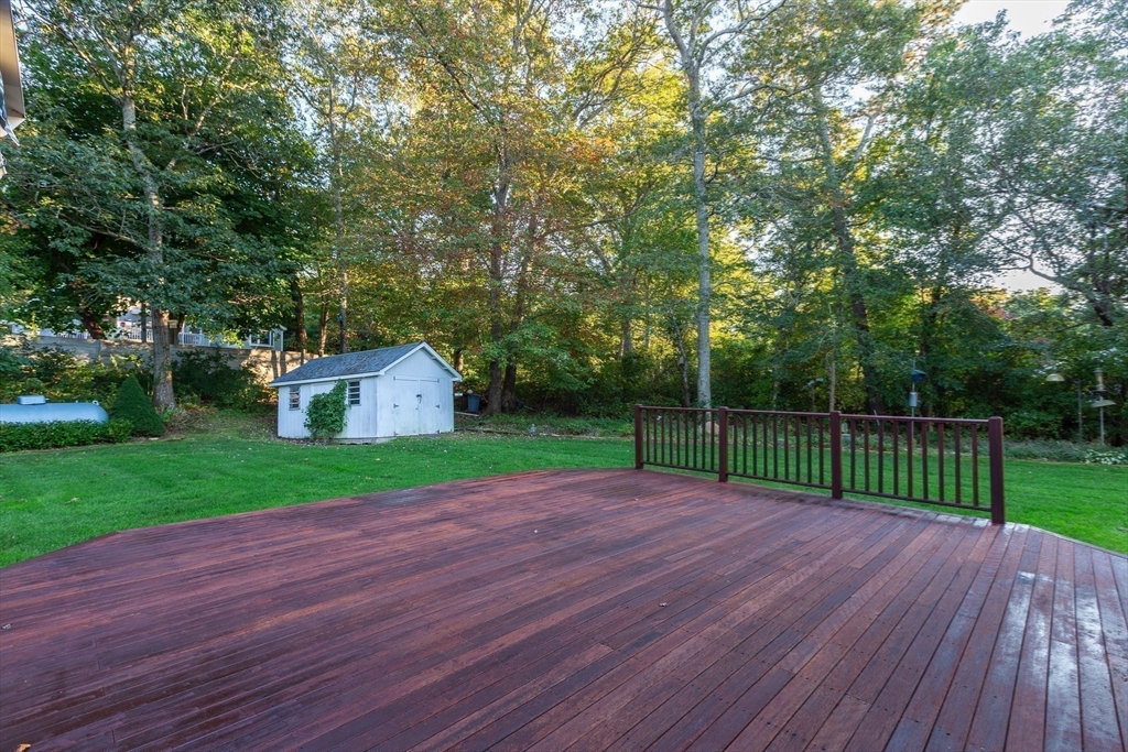 8 Plymouth Heights Road Bourne, MA 02562 - Photo 11 of 38 Gallery Image 11