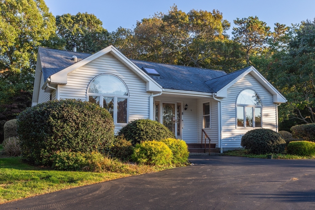 8 Plymouth Heights Road Bourne, MA 02562 - Photo 2 of 38 Gallery Image 2