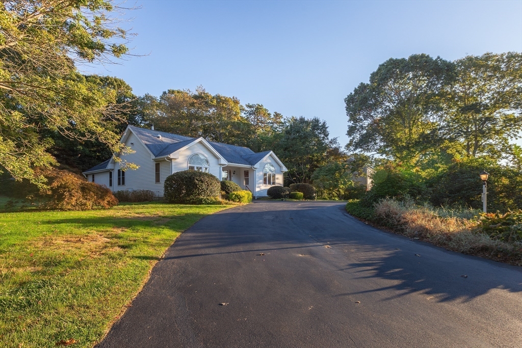 8 Plymouth Heights Road Bourne, MA 02562 - Photo 5 of 38 Gallery Image 5