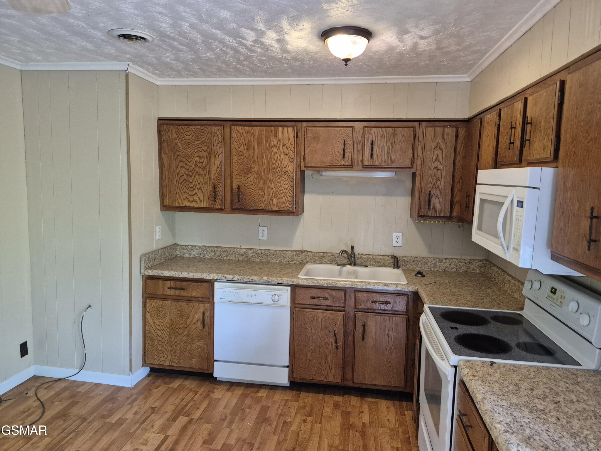 2233 Henderson Springs Road Pigeon Forge, TN 37863 - Photo 7 of 41 Gallery Image 7