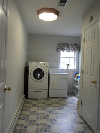 71 Cranberry Road Hanson, MA 02341 - Photo 14 of 19 Gallery Image 14