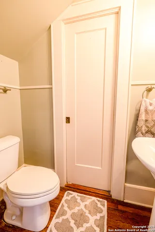 $350,000 | 1107 North Adams Street, Beeville, TX 78102