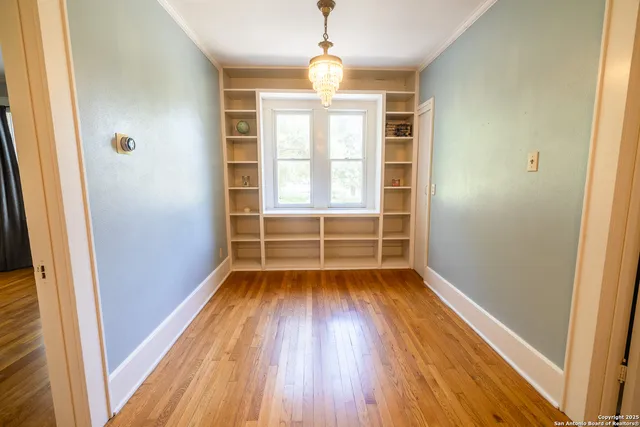 $350,000 | 1107 North Adams Street, Beeville, TX 78102