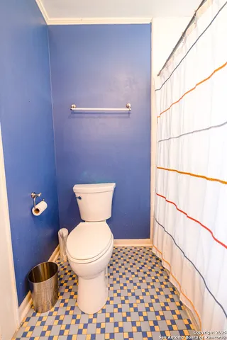 $350,000 | 1107 North Adams Street, Beeville, TX 78102