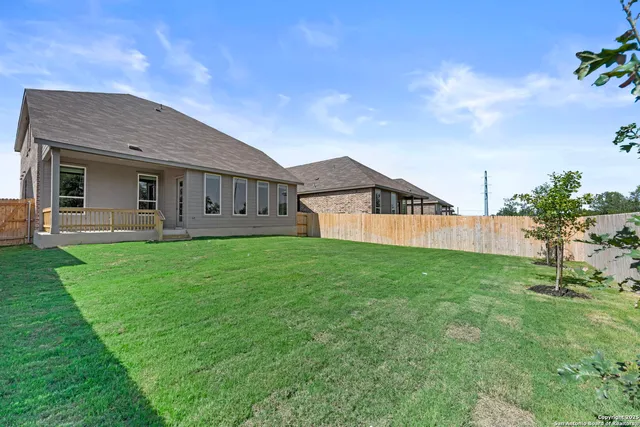 $399,990 | 5524 Paschal Park, New Braunfels, TX 78132