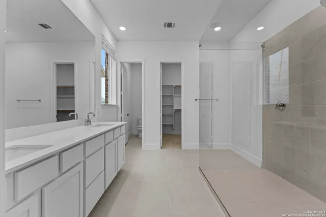 $399,990 | 5524 Paschal Park, New Braunfels, TX 78132