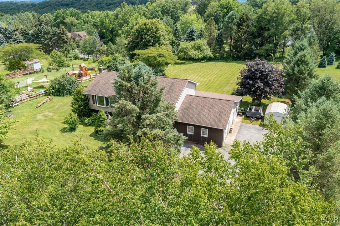 2074 Heffner Road Fogelsville, PA 18051 - Photo 5 of 36 Gallery Image 5