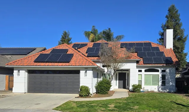 $549,000 | 2230 East Ryan Lane, Fresno, CA 93720