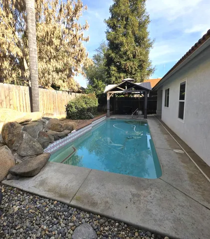 $549,000 | 2230 East Ryan Lane, Fresno, CA 93720
