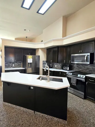 $549,000 | 2230 East Ryan Lane, Fresno, CA 93720