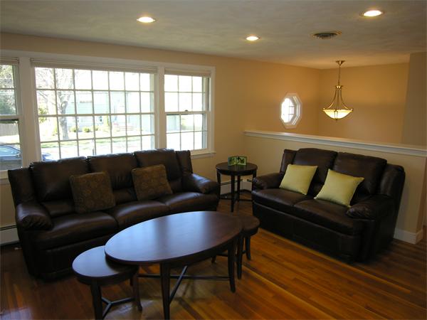 17 Glover Road Needham, MA 02494 - Photo 4 of 30