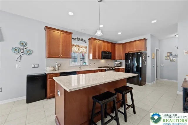 $599,900 | 3803 Loyal Lane, Easton, PA 18045