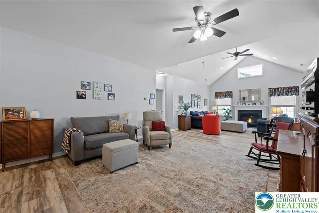 $599,900 | 3803 Loyal Lane, Easton, PA 18045