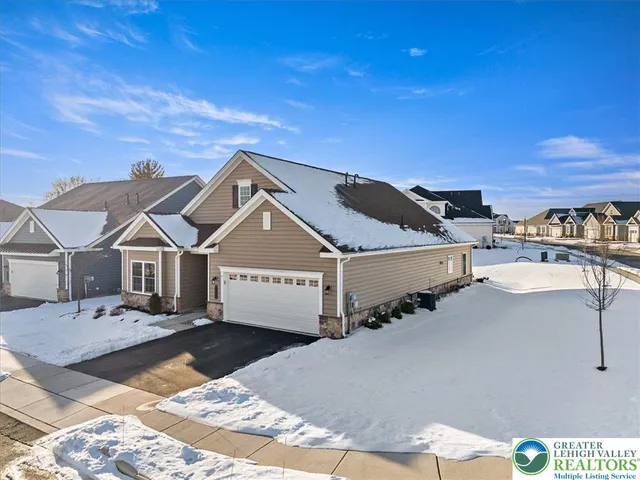 $599,900 | 3803 Loyal Lane, Easton, PA 18045