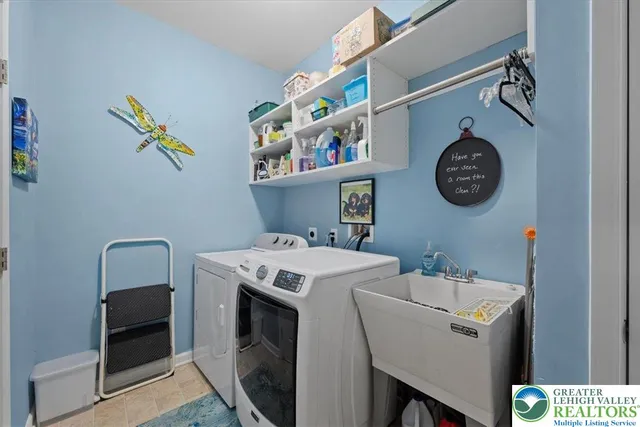 $599,900 | 3803 Loyal Lane, Easton, PA 18045