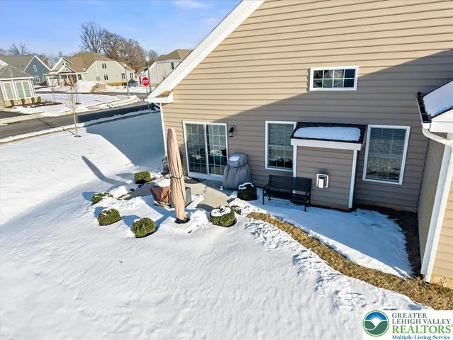 $599,900 | 3803 Loyal Lane, Easton, PA 18045