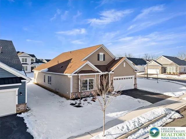 $599,900 | 3803 Loyal Lane, Easton, PA 18045