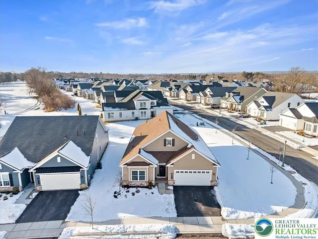 $599,900 | 3803 Loyal Lane, Easton, PA 18045