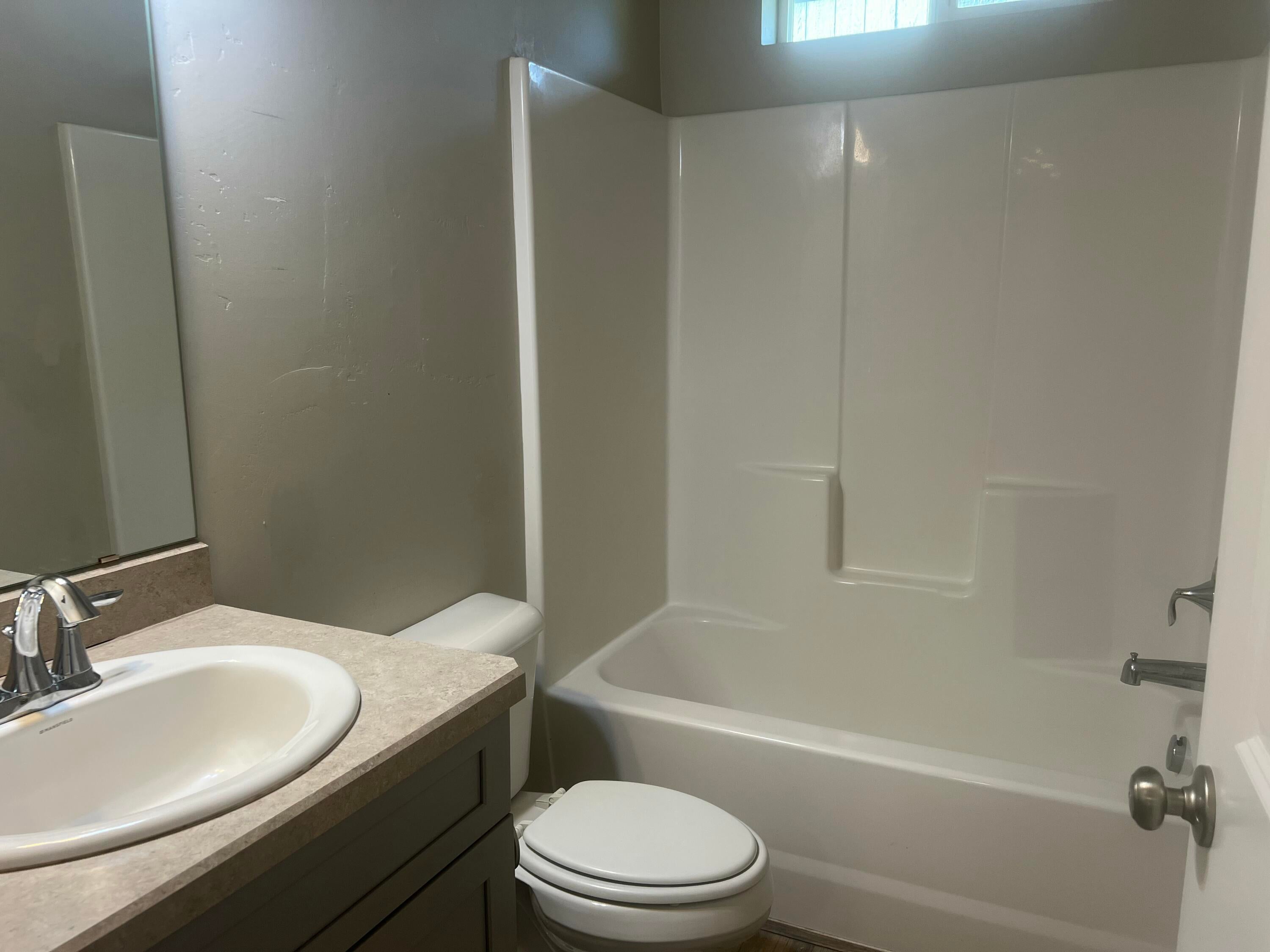 2648 Northeast Colleen Road Prineville, OR 97754 - Photo 10 of 16 IMG_5993