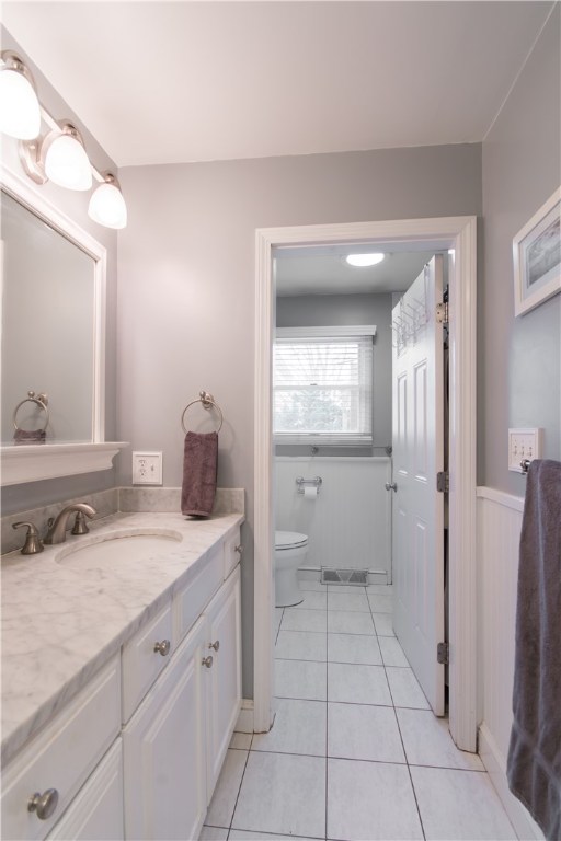 38 Brookdale Road Middletown, RI 02842 - Photo 17 of 33 38 Brookdale Road Middletown, RI